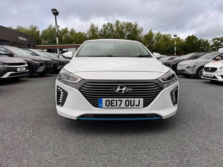 Hyundai IONIQ 1.6 H-GDi Premium DCT Euro 6 (s/s) 5dr Hyundai IONIQ 1.6 H-GDi Premium DCT Euro 6 (s/s) 5dr