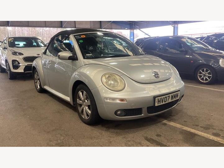Volkswagen Beetle 2.0 S Cabriolet Auto Euro 4 2dr