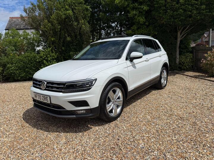 Volkswagen Tiguan 2.0 TDI SEL DSG Euro 6 (s/s) 5dr Volkswagen Tiguan 2.0 TDI SEL DSG Euro 6 (s/s) 5dr