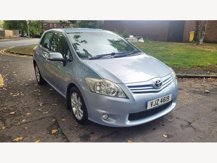 Toyota Auris 1.4 D-4D TR Euro 5 5dr Toyota Auris 1.4 D-4D TR Euro 5 5dr