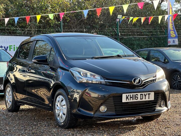 Toyota Vitz 1.5 Petrol Auto 5dr