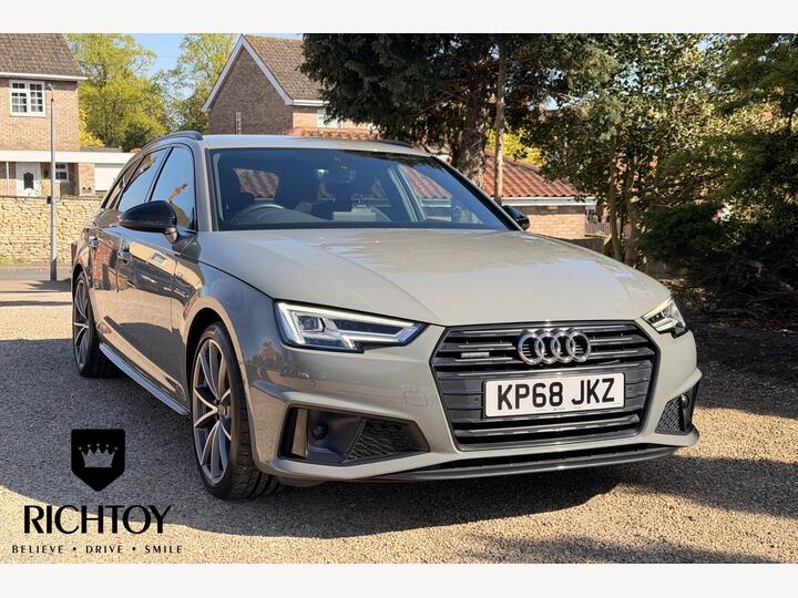 Audi A4 Avant 2.0 TDI 40 Black Edition S Tronic Quattro Euro 6 (s/s) 5dr