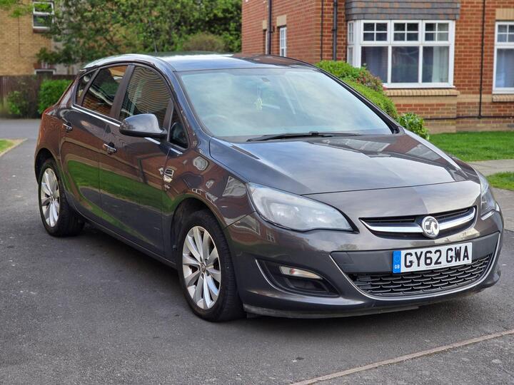 Vauxhall Astra 1.4 16v Active Euro 5 5dr