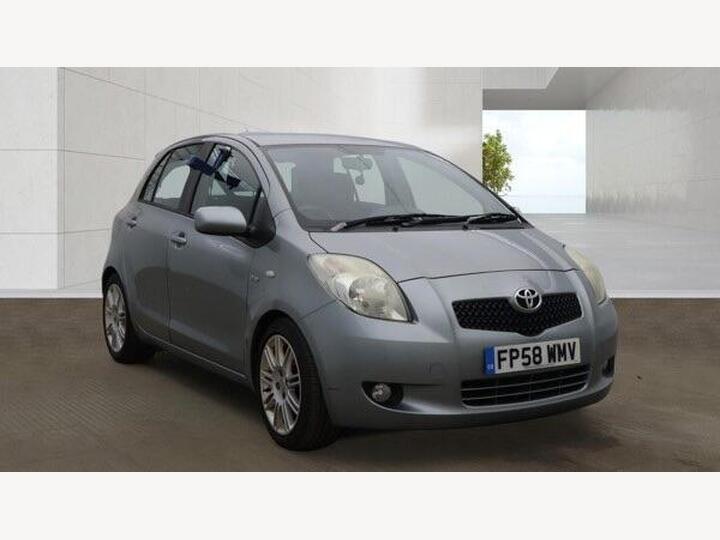 Toyota Yaris 1.4 D-4D SR 5dr