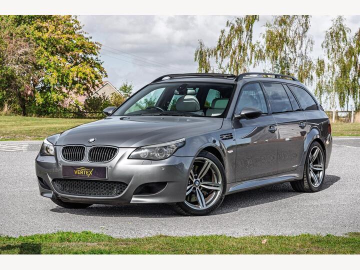 BMW M5 5.0 V10 Touring SMG Euro 4 5dr