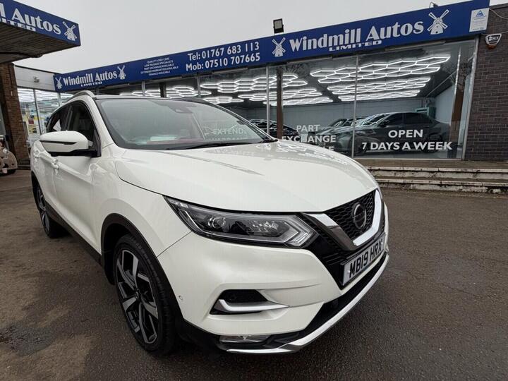 Nissan QASHQAI 1.3 DIG-T Tekna Euro 6 (s/s) 5dr