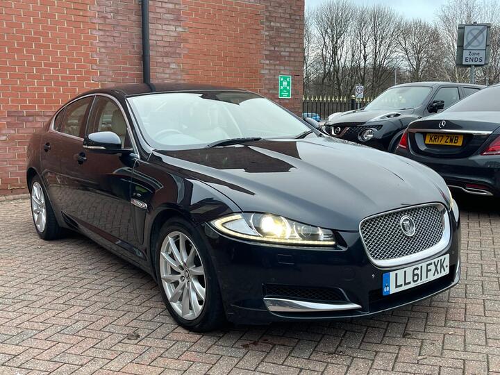 Jaguar XF 2.2d Premium Luxury Auto Euro 5 (s/s) 4dr