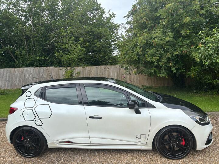 Renault Clio 1.6 TCe Renaultsport Nav Trophy Auto Euro 6 (s/s) 5dr