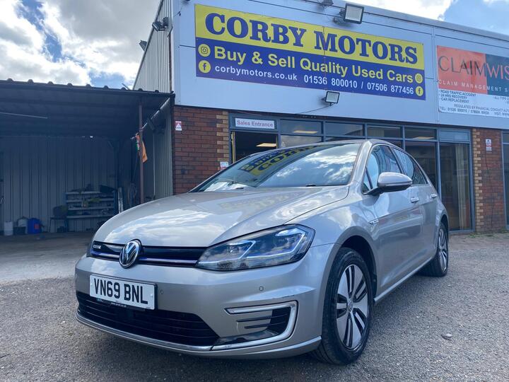 Volkswagen E-Golf 35.8kWh E-Golf Auto 5dr