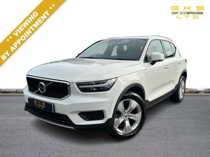 Volvo XC40 1.5 T3 Momentum Euro 6 (s/s) 5dr