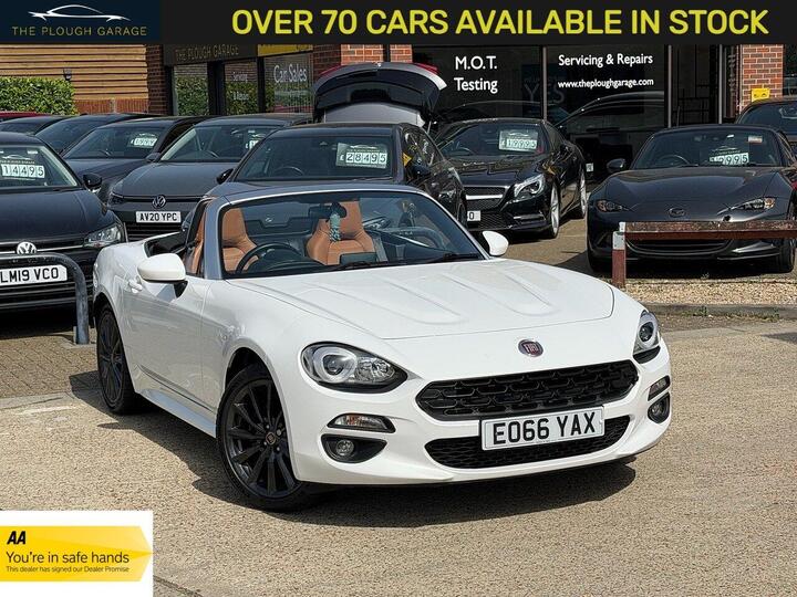 Fiat 124 Spider 1.4 MultiAir Lusso Euro 6 2dr Fiat 124 Spider 1.4 MultiAir Lusso Euro 6 2dr