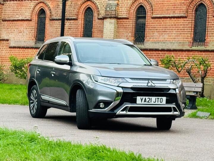 Mitsubishi Outlander 2.0 MIVEC Design CVT 4WD Euro 6 (s/s) 5dr