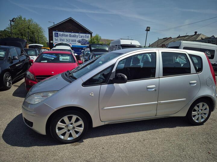 Mitsubishi Colt 1.5 DI-D CZ2 5dr Mitsubishi Colt 1.5 DI-D CZ2 5dr