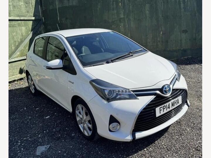 Toyota YARIS 1.5 VVT-h Excel E-CVT Euro 6 5dr (15in Alloy)