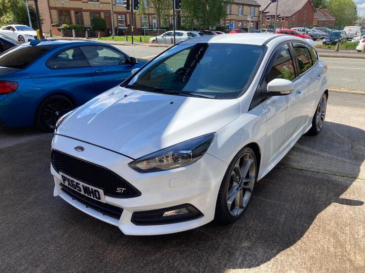 Ford Focus 2.0T EcoBoost ST-3 Euro 6 (s/s) 5dr