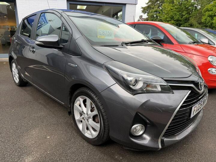 Toyota YARIS 1.5 VVT-h Sport E-CVT Euro 6 5dr