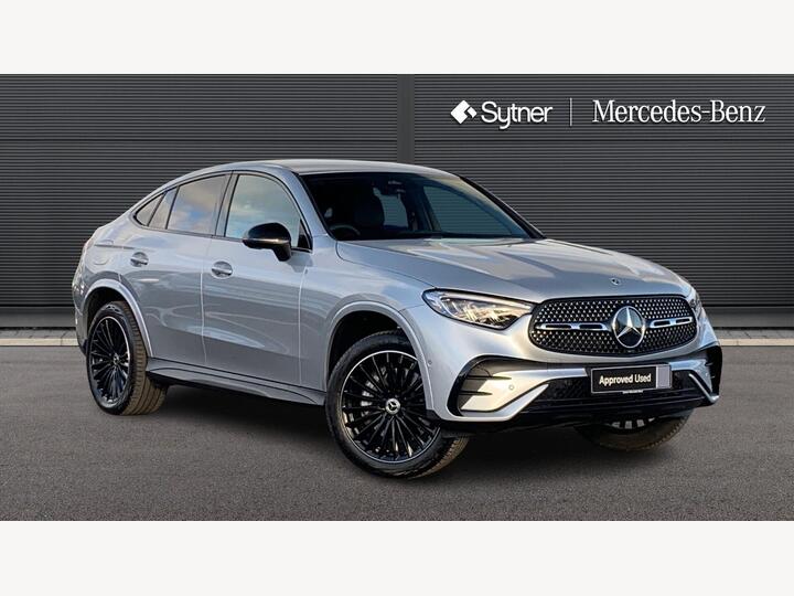 Mercedes-Benz GLC 2.0 GLC300e 31.2kWh Urban Edition Coupe G-Tronic+ 4MATIC Euro 6 (s/s) 5dr Mercedes-Benz GLC 2.0 GLC300e 31.2kWh Urban Edition Coupe G-Tronic+ 4MATIC Euro 6 (s/s) 5dr