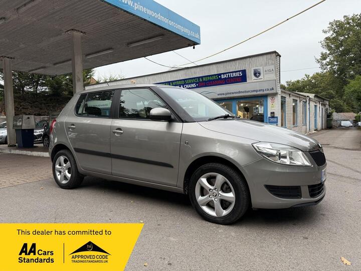 Skoda Fabia 1.2 TSI SE DSG Euro 5 5dr Skoda Fabia 1.2 TSI SE DSG Euro 5 5dr