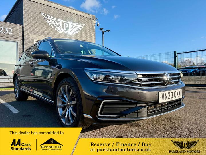Volkswagen PASSAT 1.4 TSI 13kWh GTE Advance DSG Euro 6 (s/s) 5dr Volkswagen PASSAT 1.4 TSI 13kWh GTE Advance DSG Euro 6 (s/s) 5dr