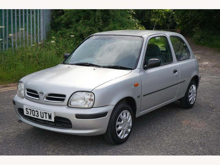 Nissan Micra 1.0 16v Equation 3dr