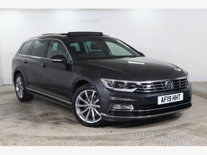 Volkswagen PASSAT 2.0 TDI EVO R-Line DSG Euro 6 (s/s) 5dr Volkswagen PASSAT 2.0 TDI EVO R-Line DSG Euro 6 (s/s) 5dr