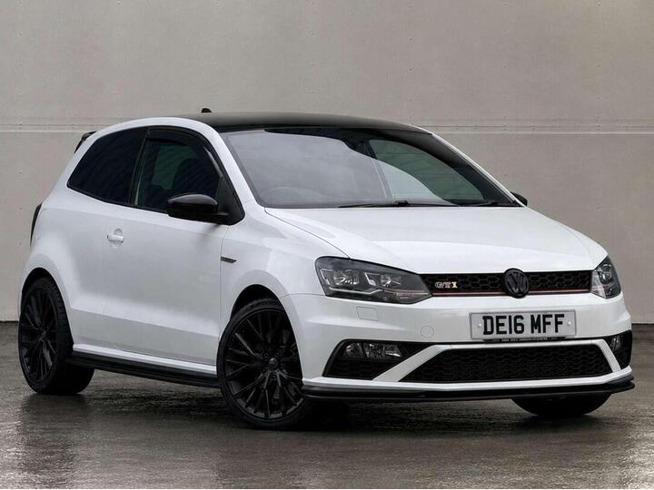 Volkswagen Polo 1.8 TSI BlueMotion Tech GTI DSG Euro 6 (s/s) 3dr Volkswagen Polo 1.8 TSI BlueMotion Tech GTI DSG Euro 6 (s/s) 3dr