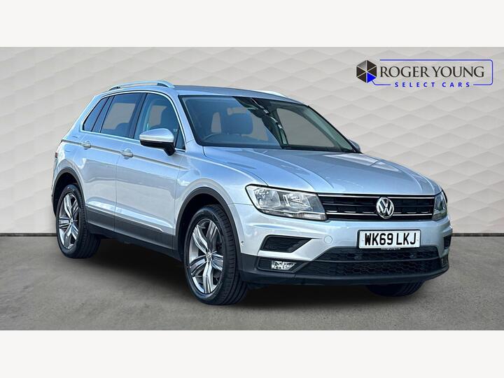 Volkswagen Tiguan 2.0 TDI Match DSG 4Motion Euro 6 (s/s) 5dr