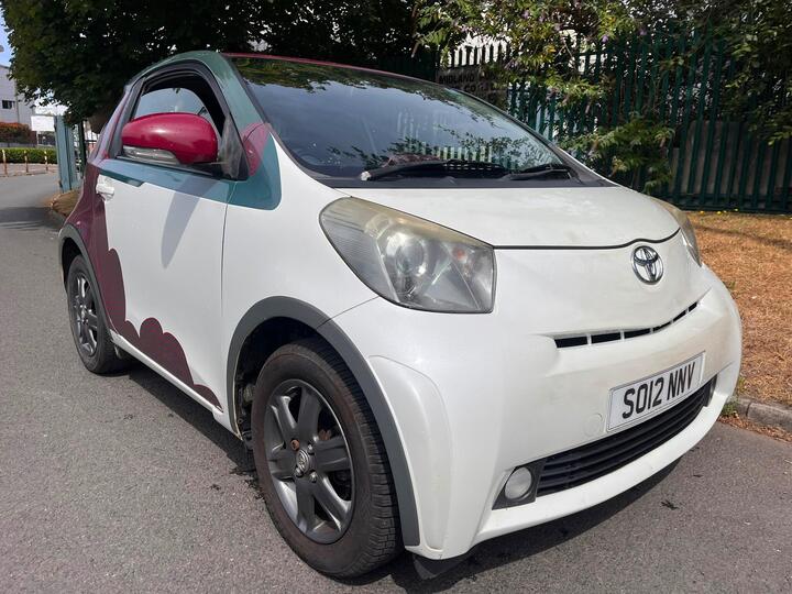 Toyota IQ 1.0 VVT-i 2 Multidrive Euro 5 3dr