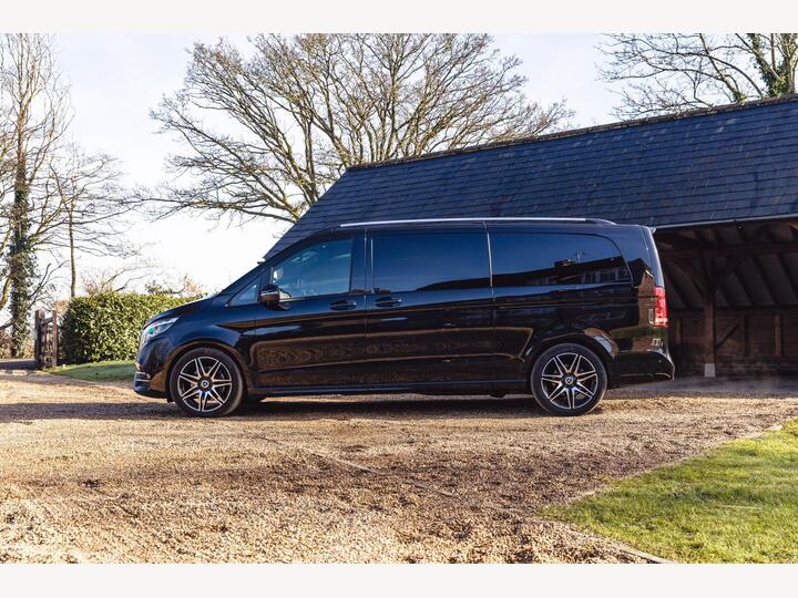 Mercedes-Benz V Class 2.0 V300d AMG Line G-Tronic+ Euro 6 (s/s) 5dr XLWB