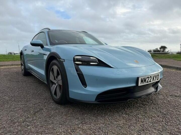 Porsche TAYCAN Performance Plus 93.4kWh 4S Cross Turismo Auto 4WD 5dr (11kW Charger) Porsche TAYCAN Performance Plus 93.4kWh 4S Cross Turismo Auto 4WD 5dr (11kW Charger)