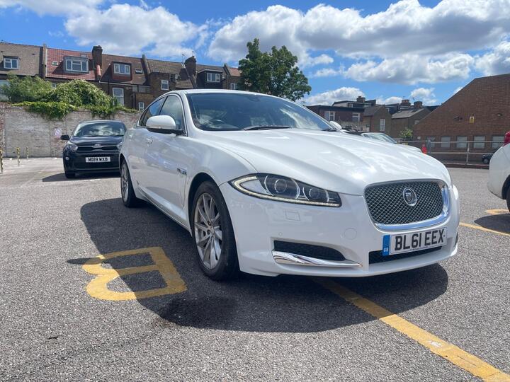 Jaguar XF 2.2d Luxury Auto Euro 5 (s/s) 4dr