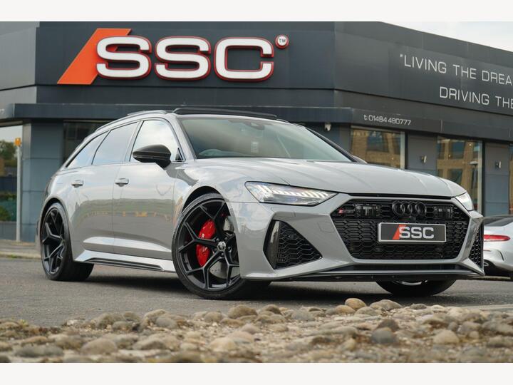 Audi RS6 Avant 4.0 TFSI V8 Performance Carbon Vorsprung Tiptronic Quattro Euro 6 (s/s) 5dr Audi RS6 Avant 4.0 TFSI V8 Performance Carbon Vorsprung Tiptronic Quattro Euro 6 (s/s) 5dr