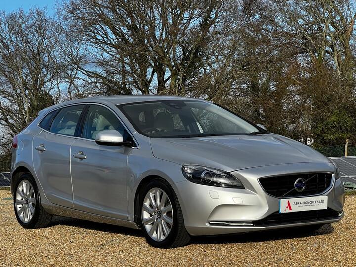 Volvo V40 1.6 D2 SE Lux Nav Euro 5 (s/s) 5dr