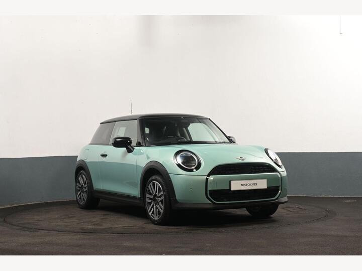 MINI Cooper 1.5C Classic Steptronic Euro 6 (s/s) 3dr