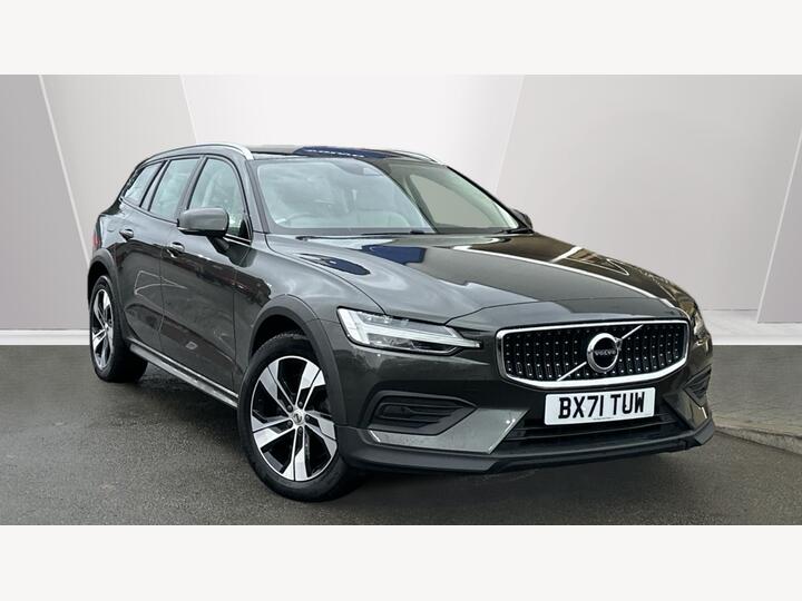 Volvo V60 Cross Country 2.0 B4 MHEV Auto AWD Euro 6 (s/s) 5dr