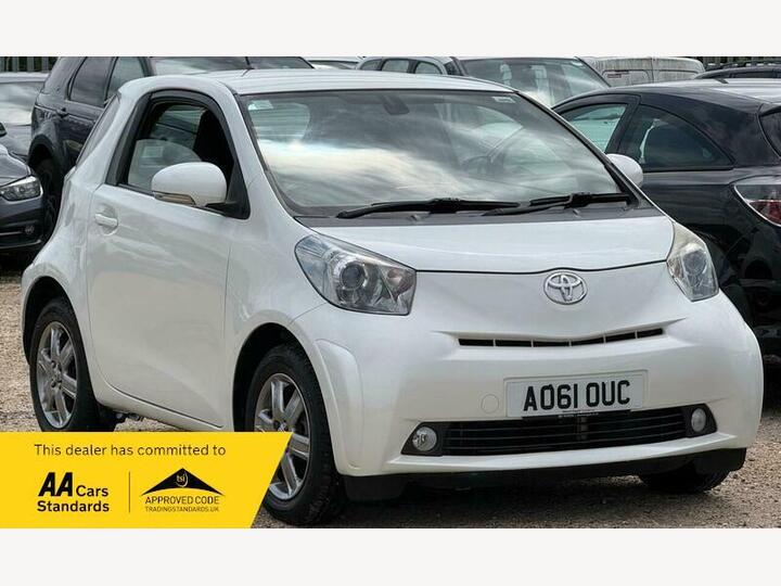 Toyota IQ 1.0 VVT-i 2 Multidrive Euro 5 3dr
