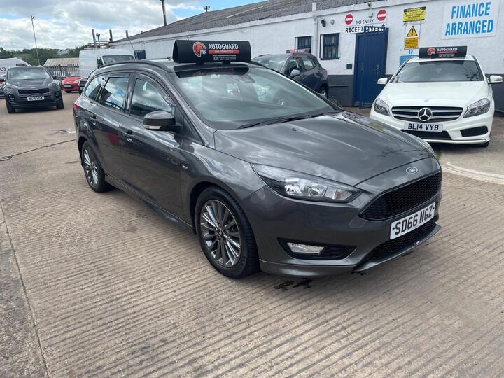 Ford Focus 1.5 TDCi EcoBoost ST-Line Euro 6 (s/s) 5dr
