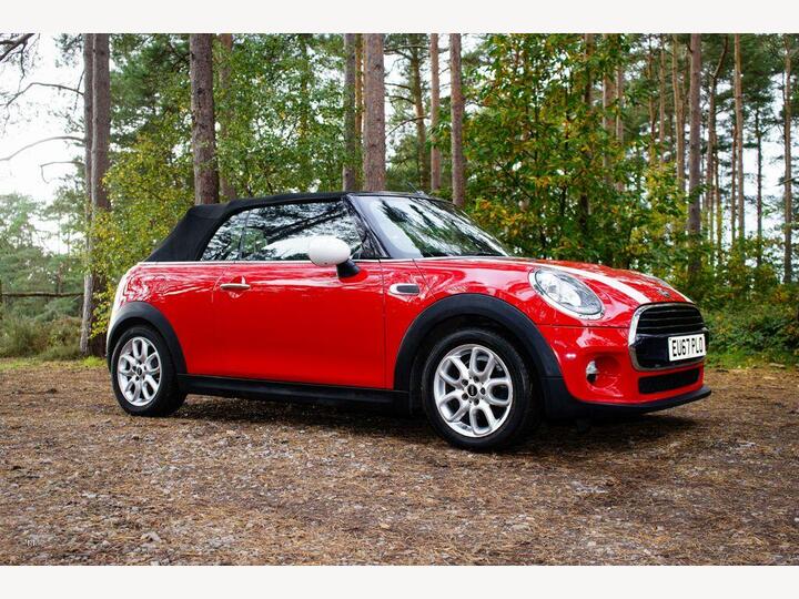 MINI CONVERTIBLE 1.5 Cooper Auto Euro 6 (s/s) 2dr MINI CONVERTIBLE 1.5 Cooper Auto Euro 6 (s/s) 2dr