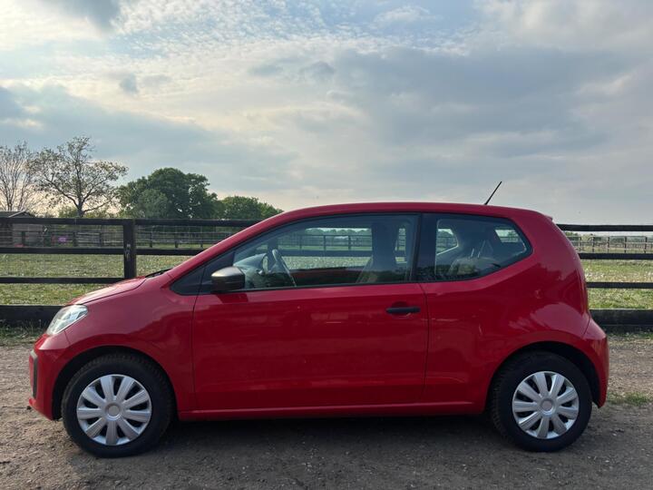Volkswagen Up! 1.0 Move Up! Euro 6 5dr Volkswagen Up! 1.0 Move Up! Euro 6 5dr