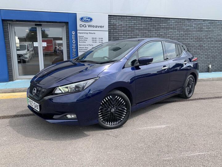 Nissan LEAF 39kWh N-Connecta Auto 5dr