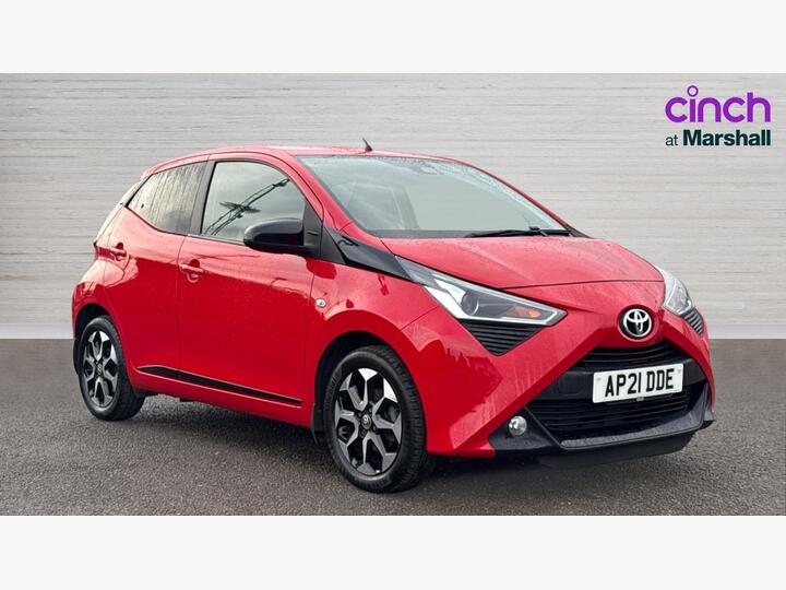 Toyota AYGO 1.0 VVT-i X-trend Euro 6 5dr (Safety Sense) Toyota AYGO 1.0 VVT-i X-trend Euro 6 5dr (Safety Sense)