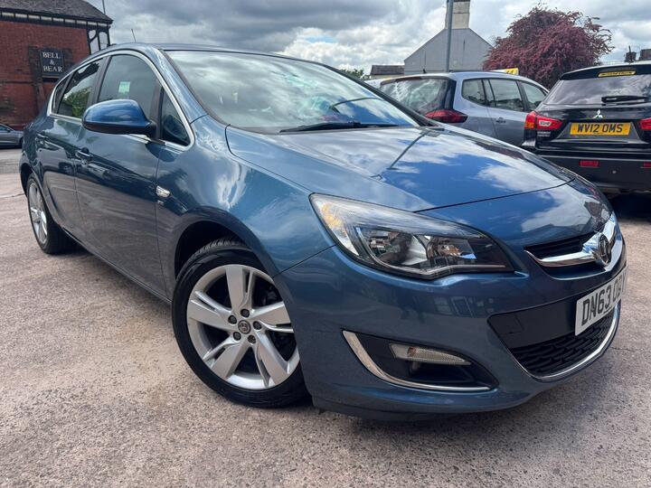 Vauxhall Astra 1.6 16v SRi Euro 5 5dr