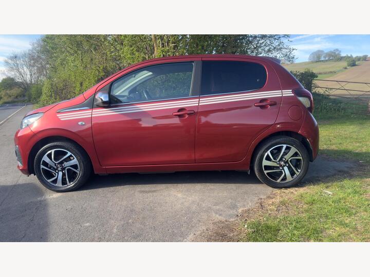 Peugeot 108 1.0 Collection Euro 6 (s/s) 5dr Peugeot 108 1.0 Collection Euro 6 (s/s) 5dr