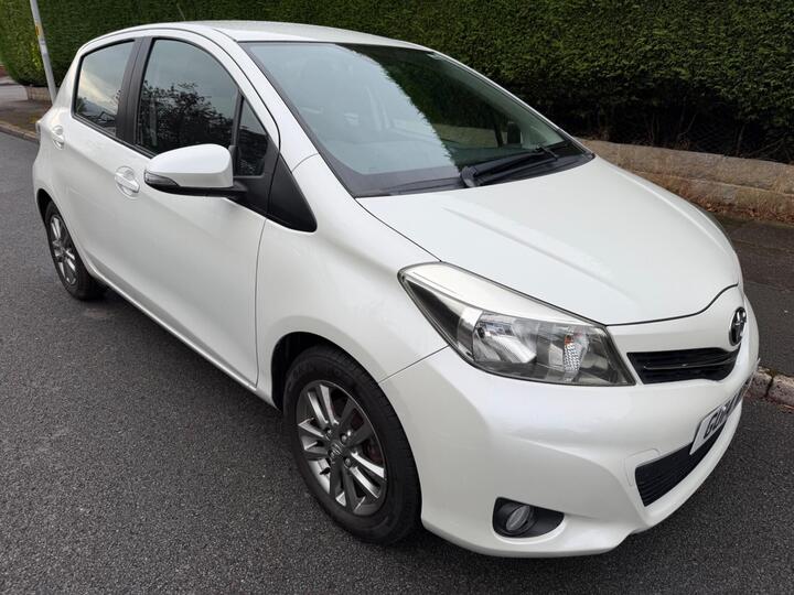 Toyota Yaris 1.33 Dual VVT-i Icon Plus Multidrive S Euro 5 5dr