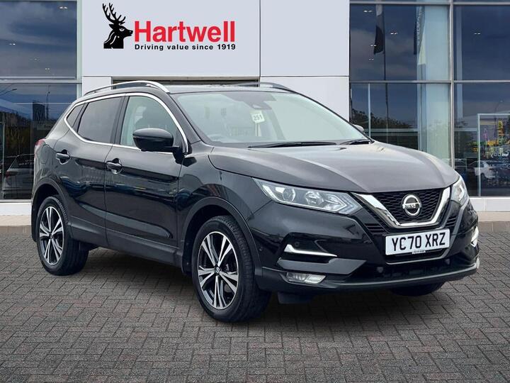 Nissan Qashqai 1.3 DIG-T N-Connecta Euro 6 (s/s) 5dr
