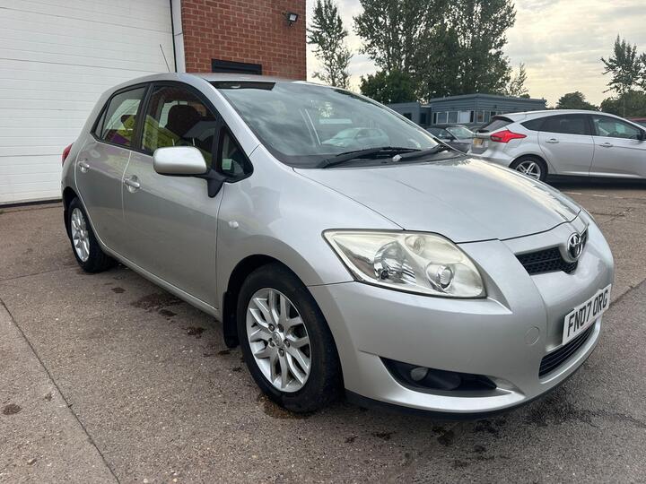 Toyota Auris 1.6 VVT-i TR 5dr