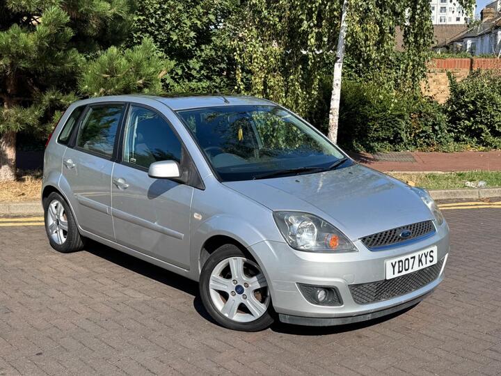 Ford Fiesta 1.4 Zetec Climate Durashift EST 5dr