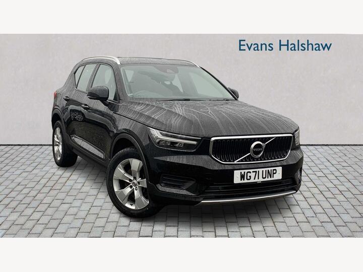 Volvo XC40 ESTATE 2.0 B4 MHEV Momentum DCT Auto Euro 6 (s/s) 5dr