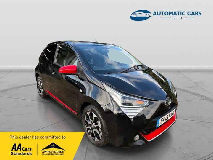 Toyota AYGO Automatic 1.0 VVT-i X-trend Funroof X-shift Euro 6 5dr Toyota AYGO Automatic 1.0 VVT-i X-trend Funroof X-shift Euro 6 5dr