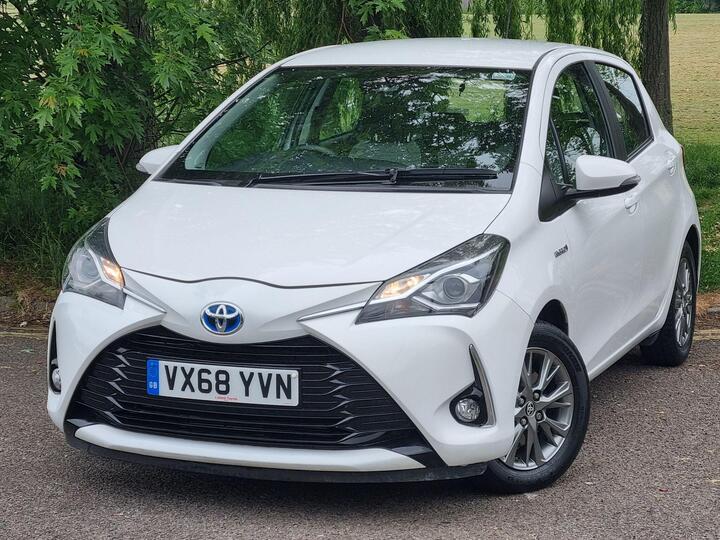 Toyota Yaris 1.5 VVT-h Icon E-CVT Euro 6 (s/s) 5dr